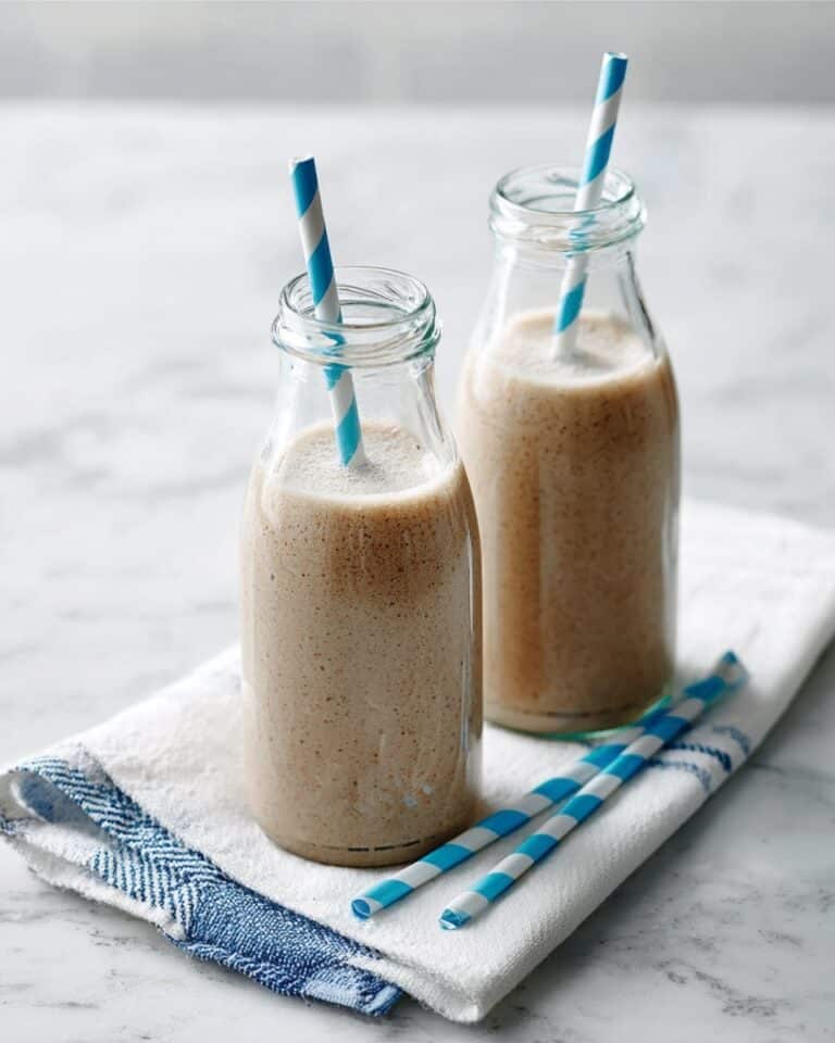 Creamy Banana Almond Smoothie with Prunes and Cinnamon Recipe
